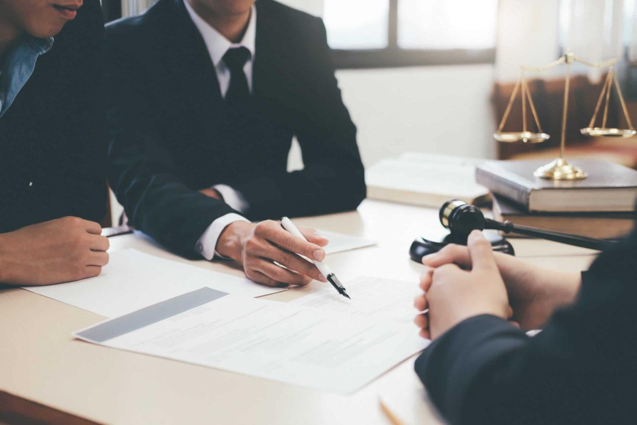 Lawyer divorce