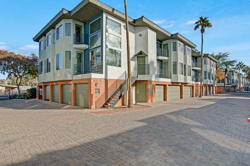 X Phoenix Apartments For Rent 2024