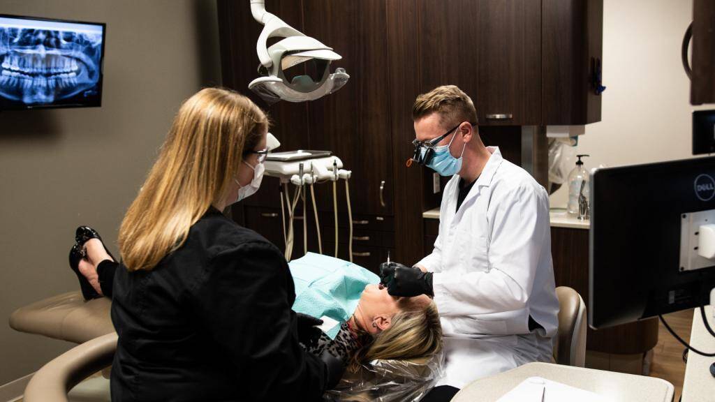 Dentist Open On Sunday Near Me
