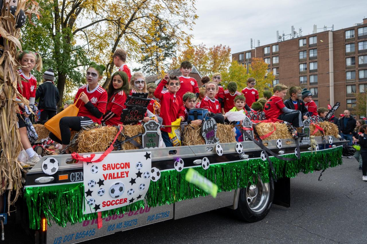 Woburn Halloween Parade 2023 community involvement
