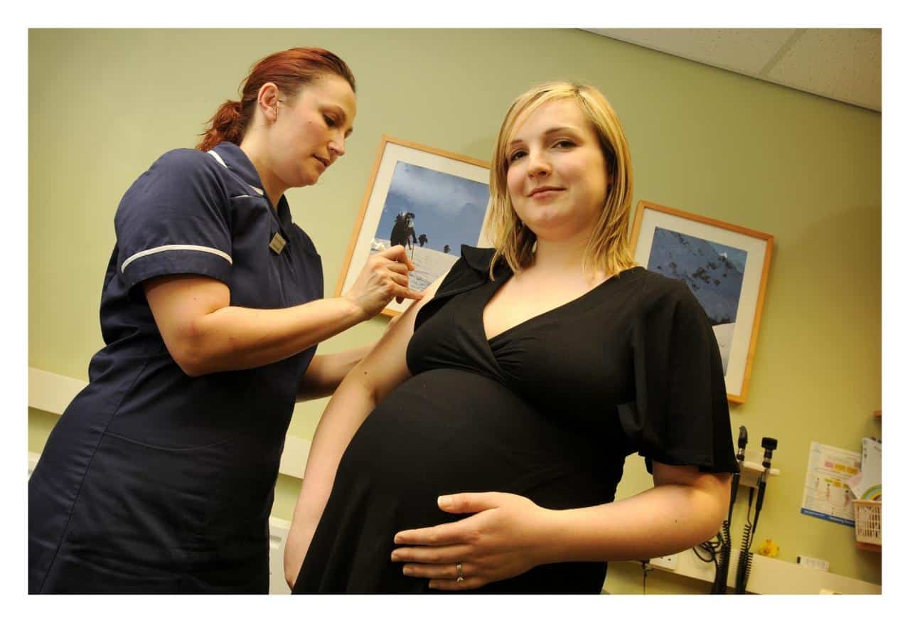 Flu vaccine for pregnant women in October 2024