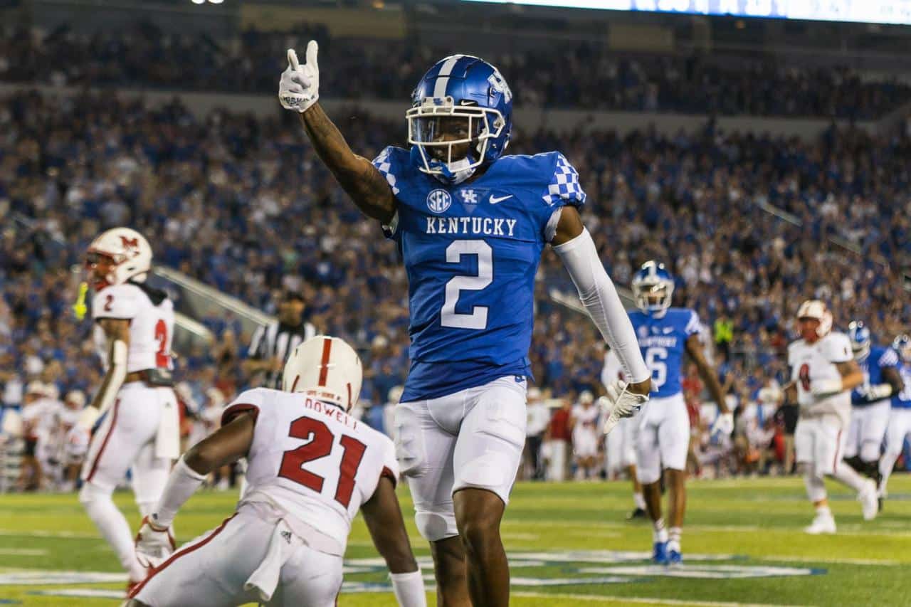 College Football Rankings: Alabama falls, Big Ten teams stack top
