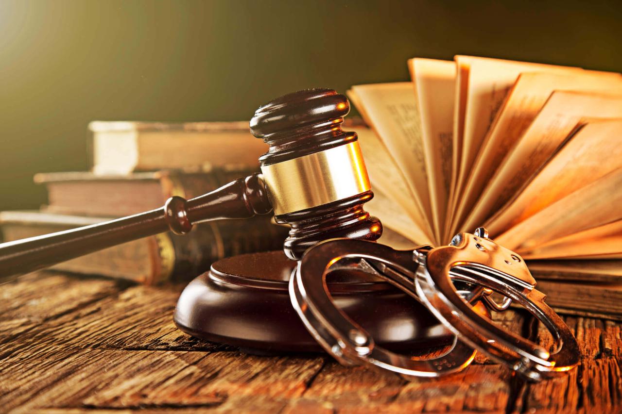Criminal lawyers lawyer adobestock