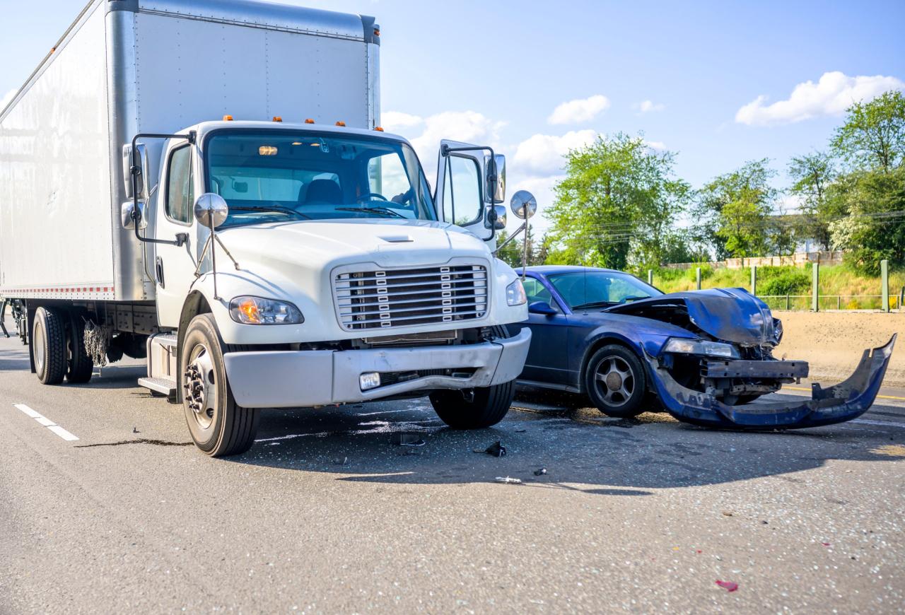 Truck Accident Lawyer Attorney 2024