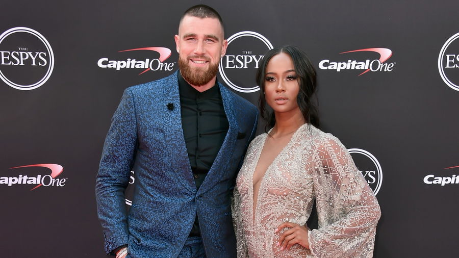 Is Travis Kelce dating anyone in October 2024